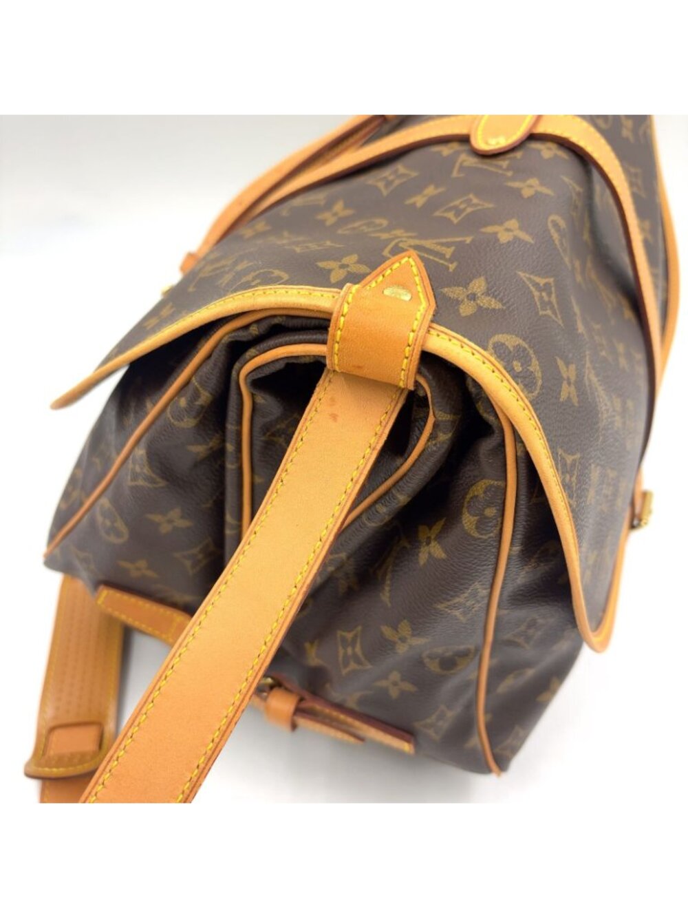 Louis Vuitton Saumur 35 Monogram Leather Brown Shoulder Bag Gold - Picture 8 of 15